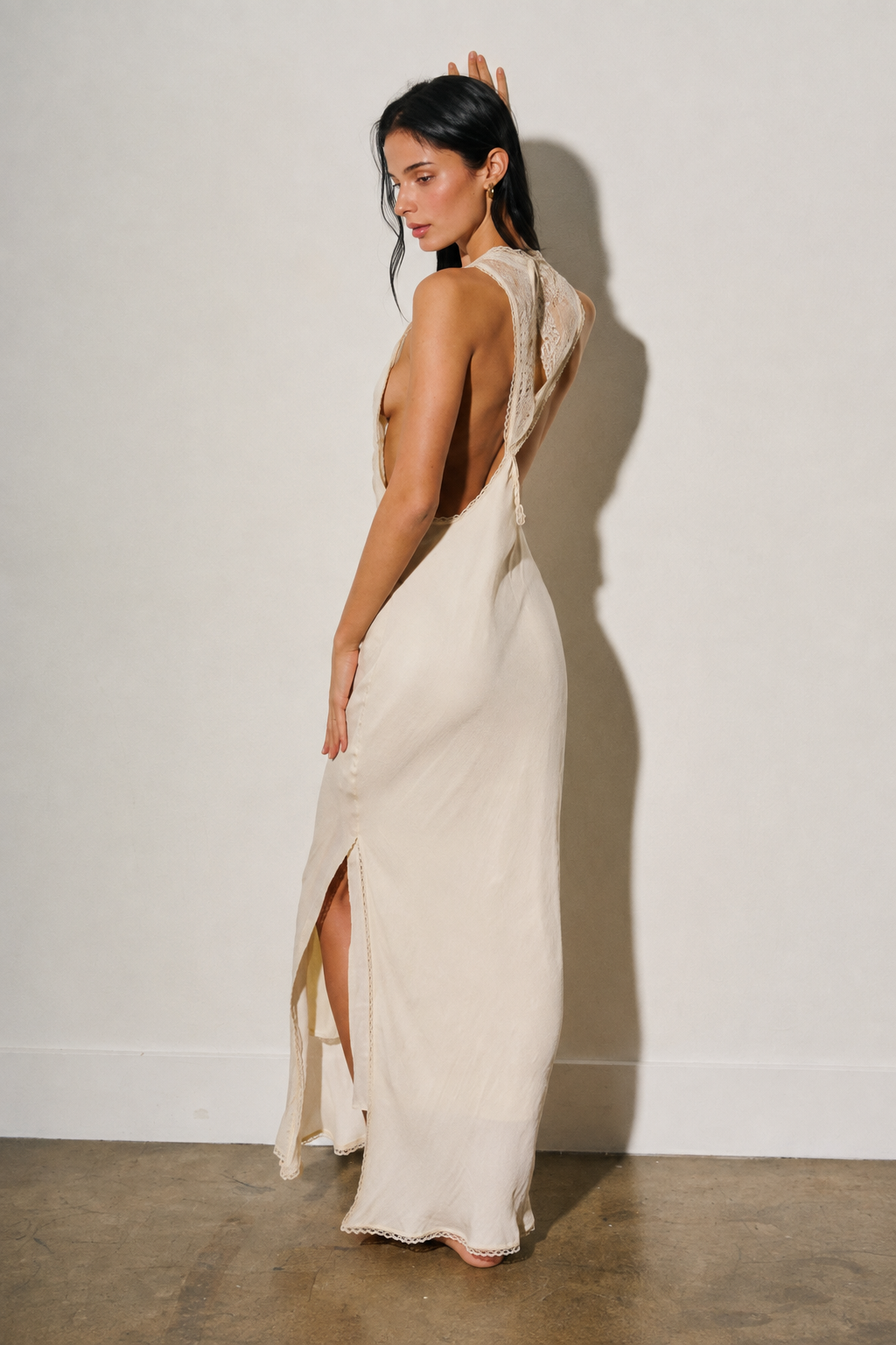 Lace Detail Backless Maxi Dress